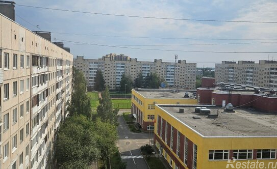 Продажа 3-комн квартиры на вторичном рынке Полевая улица,  д. 19