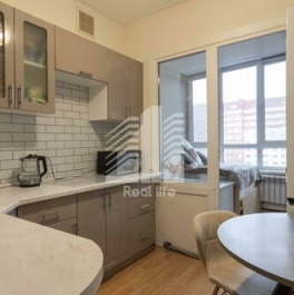 Продажа 1-комн квартиры на вторичном рынке Авиационный, ул Жуковского,  д. 14/18