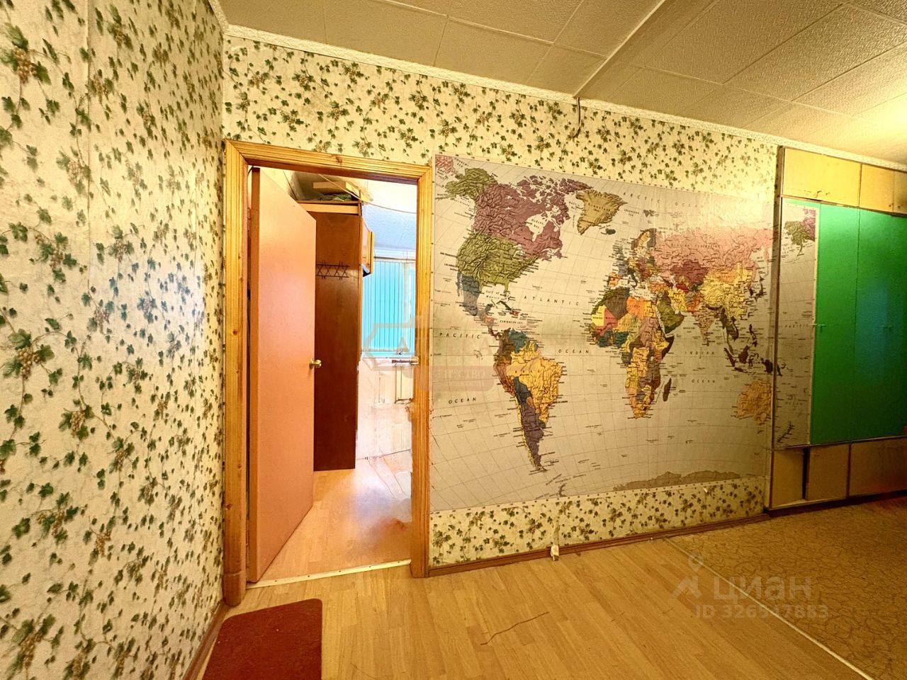 Продажа 3-комн квартиры на вторичном рынке проспект Стачек, 182