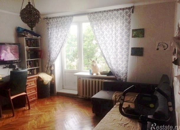 Продажа 1-комн квартиры на вторичном рынке Старый Петергоф, ул. Халтурина,  д. 3
