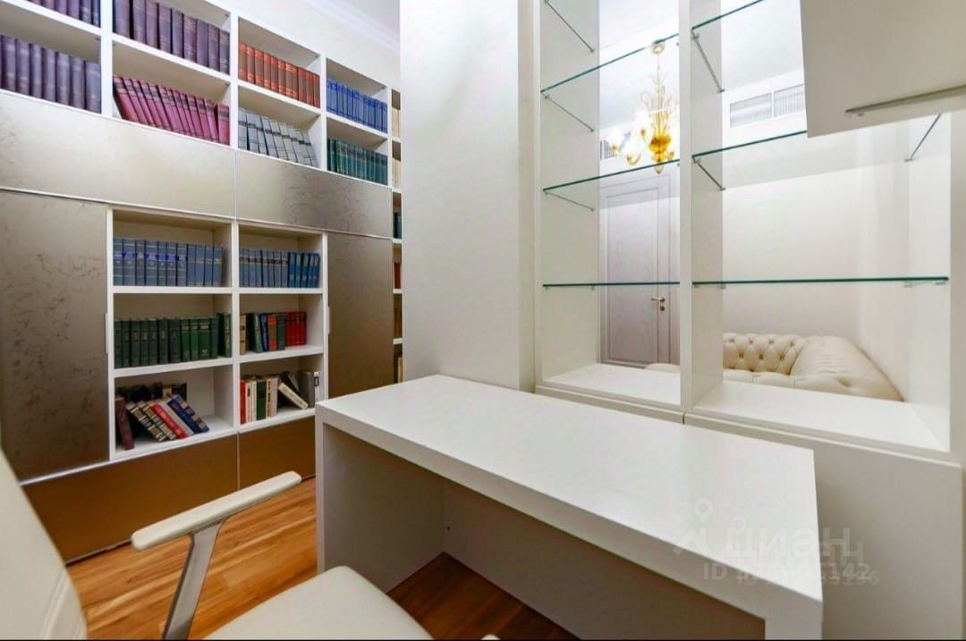 Продажа 4-комн квартиры на вторичном рынке Большая Грузинская улица, 69