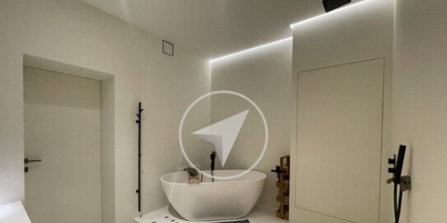 3-комн квартира ул Алексея Свиридова,  д. 1