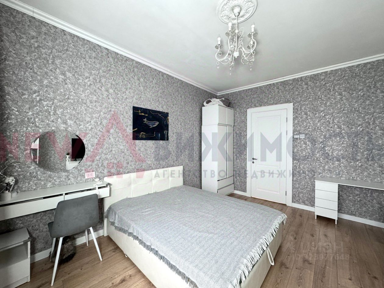 Продажа 2-комн квартиры на вторичном рынке проспект Стачек, 59