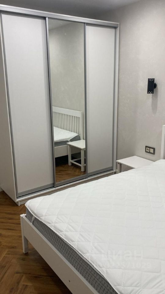 Аренда 2-комн квартиры на вторичном рынке д. Сапроново, улица Калиновая, 9