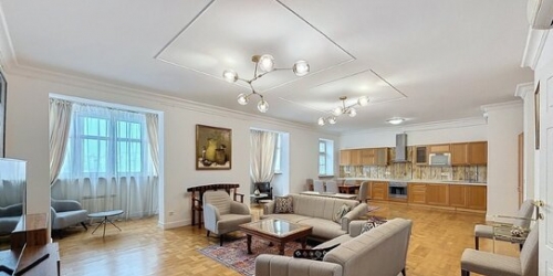 4-комн квартира Давыдковская улица,  д. 3