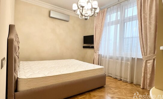 Продажа 2-комн квартиры на вторичном рынке Ленинский пр-кт,  д. 114