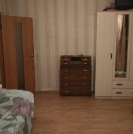 Продажа 1-комн квартиры на вторичном рынке Красное Село г, Освобождения ул,  д. 33,  к. 1