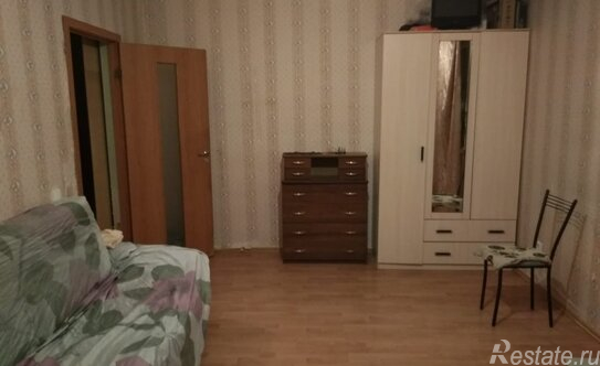 Продажа 1-комн квартиры на вторичном рынке Красное Село г, Освобождения ул,  д. 33,  к. 1