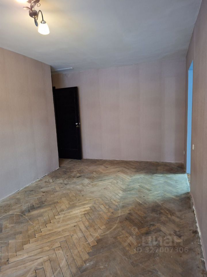 Продажа 3-комн квартиры на вторичном рынке Московское шоссе, 38