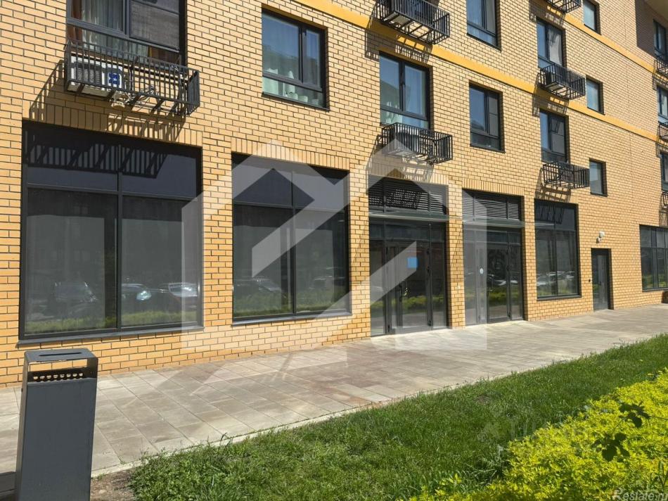 Продажа торгового помещения ул Уточкина,  д. 8,  к. 1