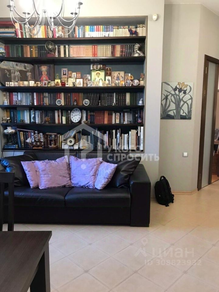 Продажа 3-комн квартиры на вторичном рынке улица Рубинштейна, 21