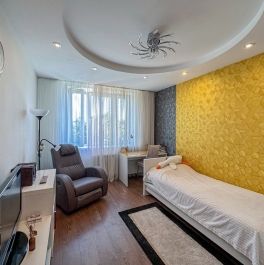 Продажа 2-комн квартиры на вторичном рынке Металлистов просп.,  д. 116,  к. 1