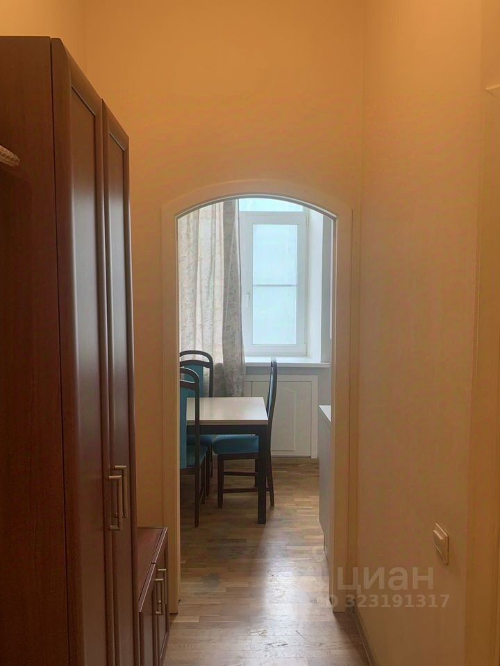 Продажа 2-комн квартиры на вторичном рынке Миллионная улица, 4/1
