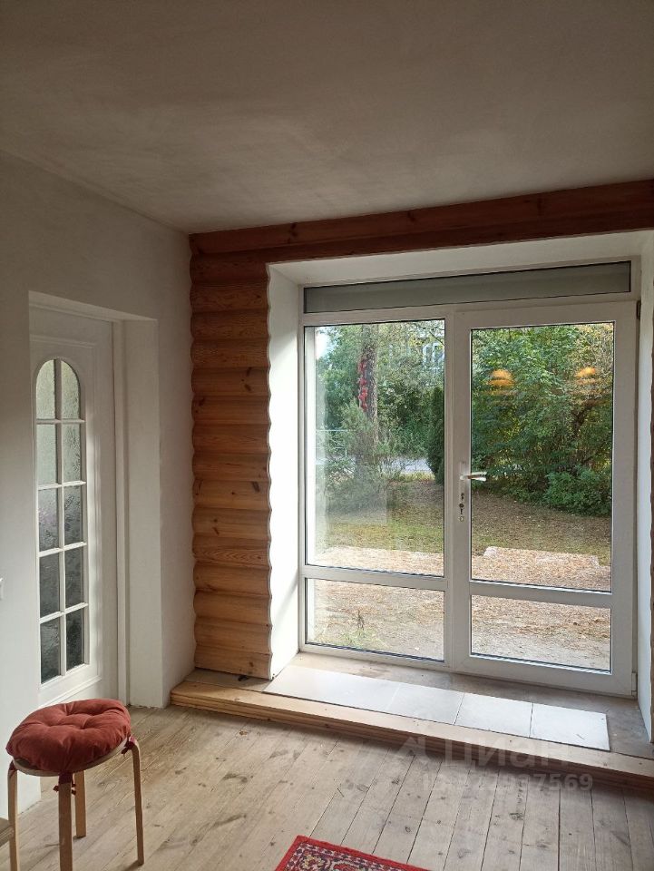 Продажа 2-комн квартиры на вторичном рынке пос. Ильичево, улица Парковая, 1