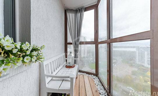 Продажа 3-комн квартиры на вторичном рынке ул Мебельная,  д. 47,  к. 1