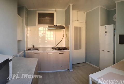 Продажа 2-комн квартиры на вторичном рынке Песчаный пер.,  д. 2/11