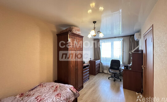 Продажа 2-комн квартиры на вторичном рынке Сиреневый бульвар,  д. 63