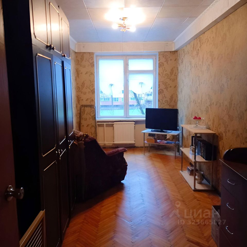 Продажа 3-комн квартиры на вторичном рынке проспект Маршала Жукова, 74К2