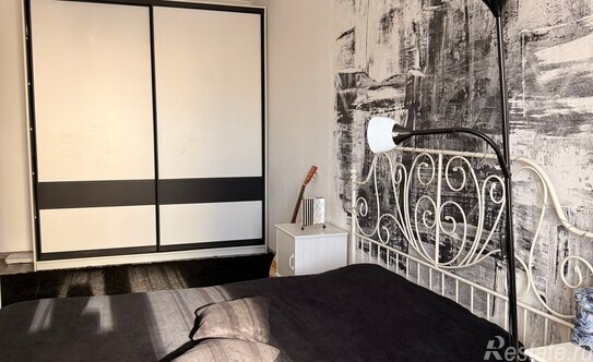 Аренда 2-комн квартиры на вторичном рынке улица Седова,  д. 42 к2