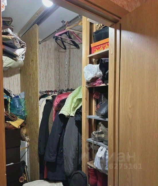 Продажа 4-комн квартиры на вторичном рынке Богатырский проспект, 50к1