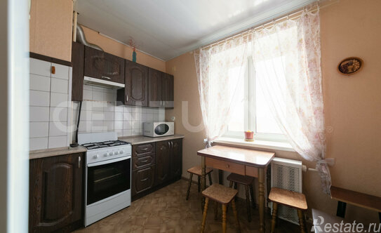 Продажа 2-комн квартиры на вторичном рынке Петергоф г, Гостилицкое ш,  д. 7 к1