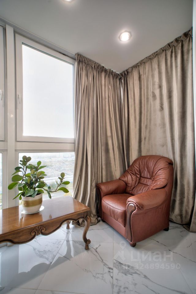 Продажа 2-комн квартиры на вторичном рынке улица Типанова, 25к1