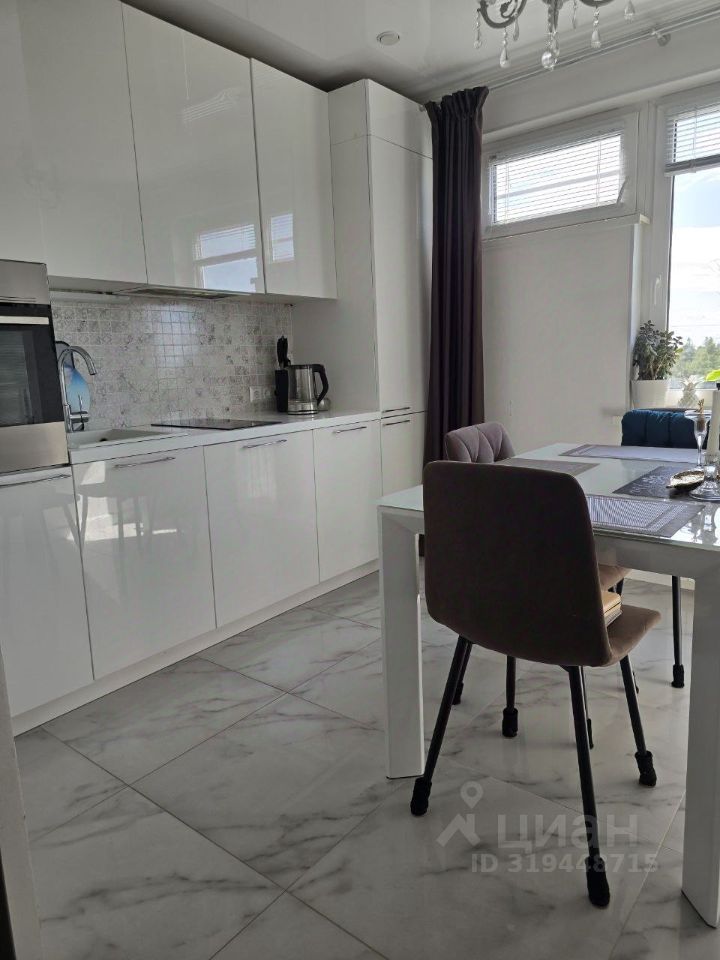 Продажа 2-комн квартиры на вторичном рынке Сестрорецк, Приморское шоссе, 265