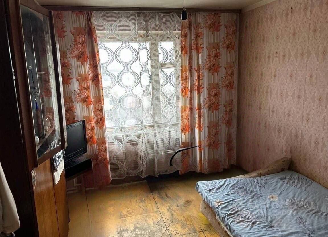 Продажа 2-комн квартиры на вторичном рынке д. Островцы, улица Подмосковная, 16