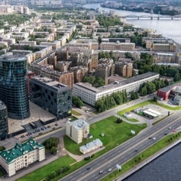 Продажа 2-комн квартиры на вторичном рынке Малоохтинский пр-кт,  д. 68а