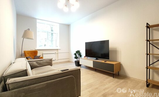 Аренда 3-комн квартиры на вторичном рынке Рощинский 4-й проезд,  д. 16