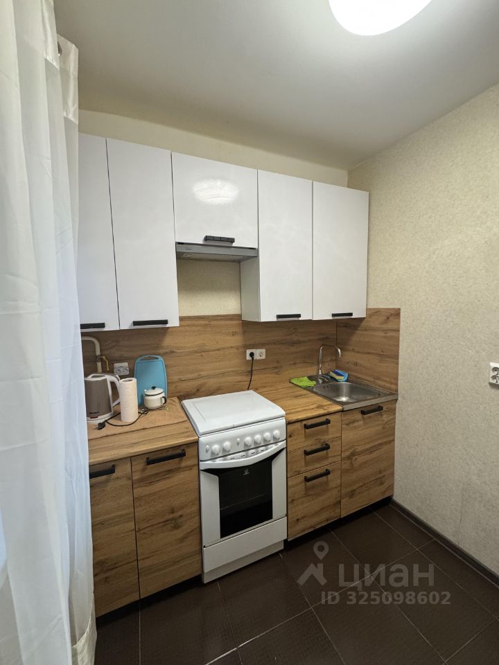 Продажа 2-комн квартиры на вторичном рынке проспект Юрия Гагарина, 26К2