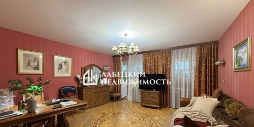 4-комн квартира Утиная 1-я ул,  д. 32