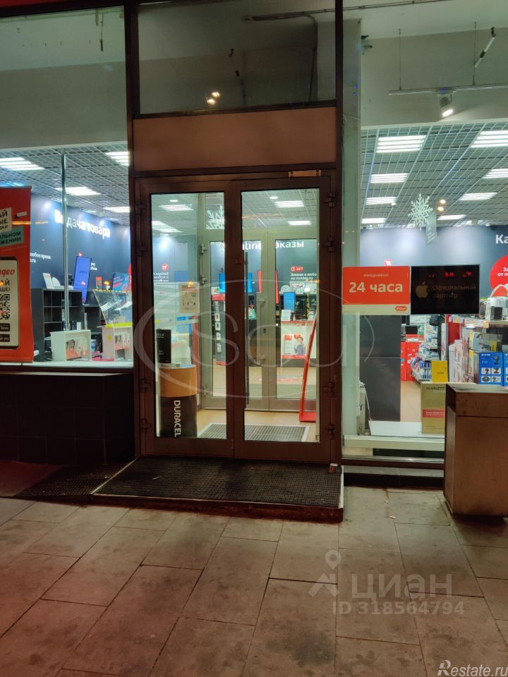 Продажа торгового помещения Садовая-Спасская улица,  д. 3 с3