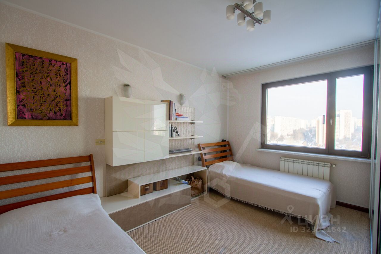Продажа 3-комн квартиры на вторичном рынке улица Удальцова, 87К3