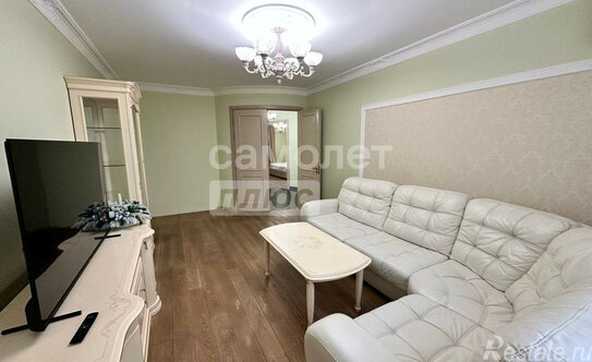 Продажа 3-комн квартиры на вторичном рынке Южный, Заводская улица,  д. 18 к2