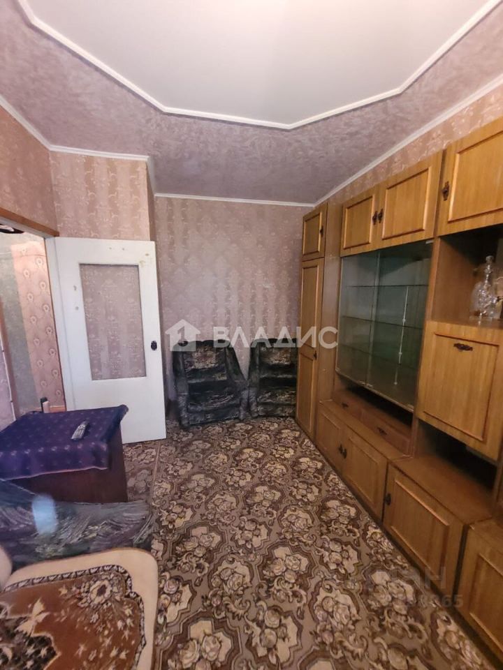 Продажа 2-комн квартиры на вторичном рынке пос. Понтонный, улица Александра Товпеко,  д. 36