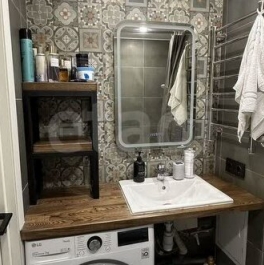 Продажа 1-комн квартиры на вторичном рынке Саратовская улица,  д. 1 к2