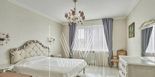 3-комн квартира Тружеников 1-й пер,  д. 17