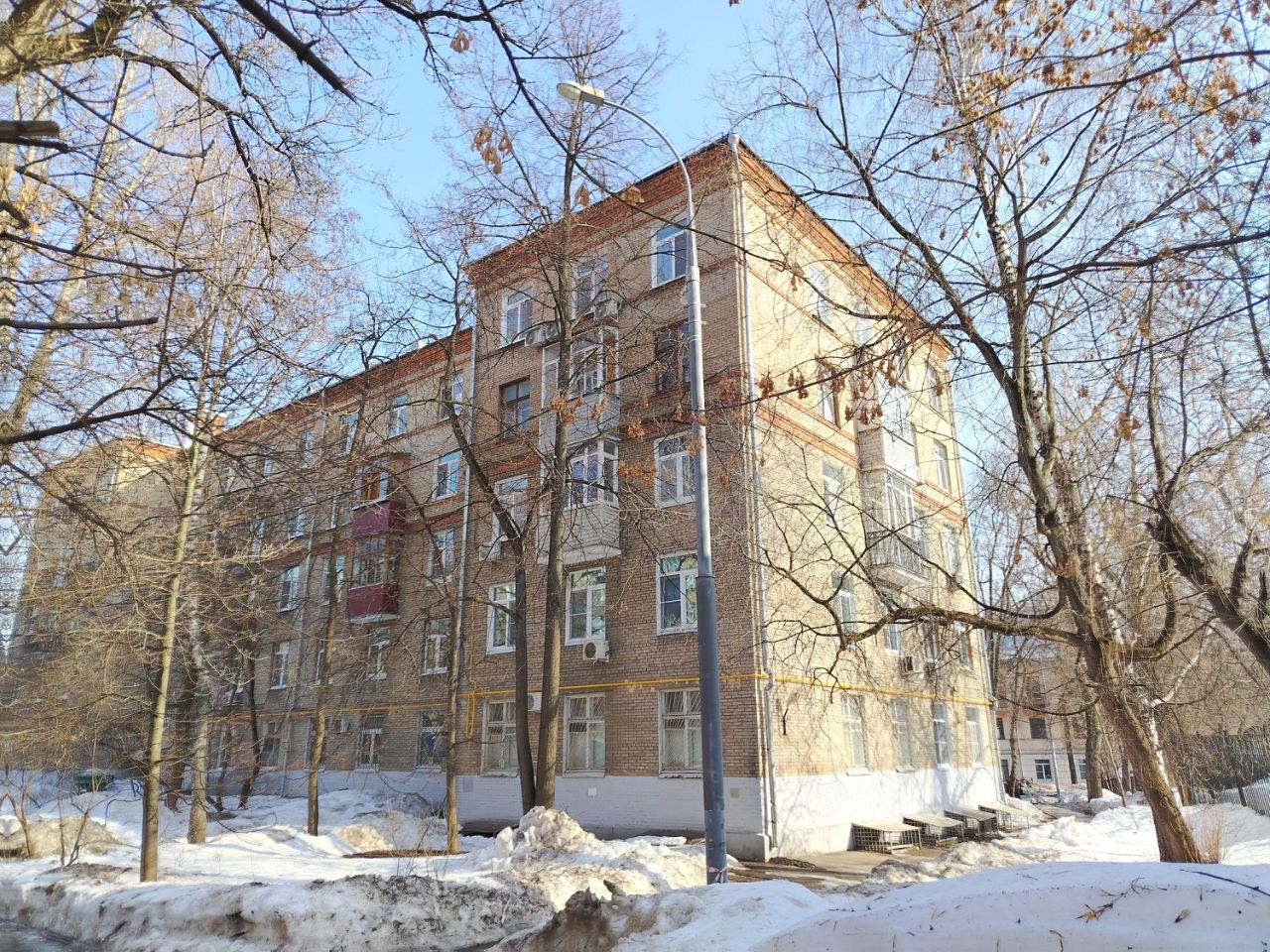 Продажа 2-комн квартиры на вторичном рынке улица Петра Романова, 14