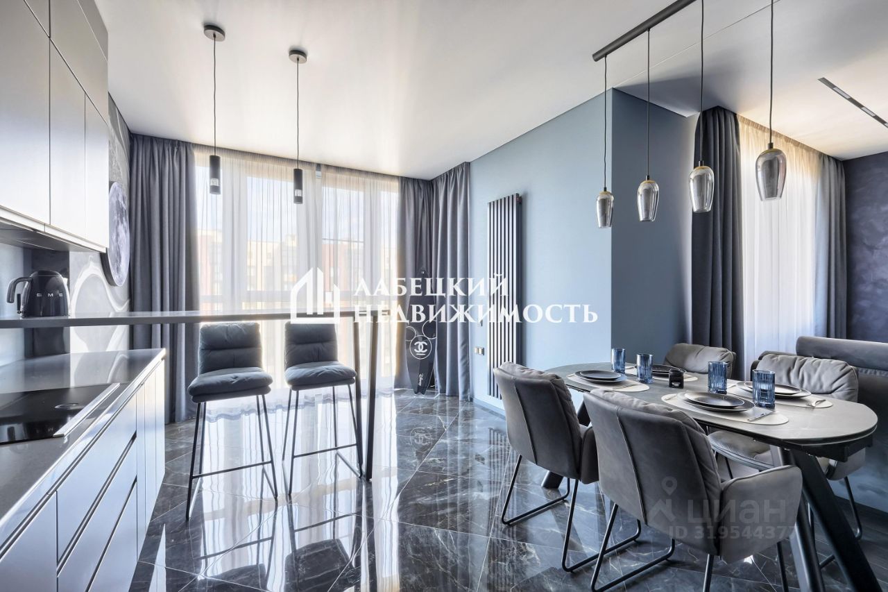 Продажа 2-комн квартиры на вторичном рынке проспект Героев, 35