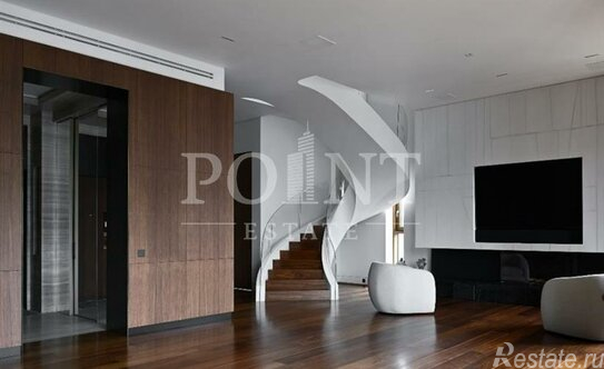 Продажа 6-комн квартиры на вторичном рынке Усачёва улица,  д. 11И