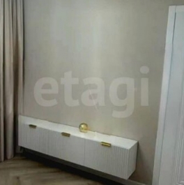 Продажа 1-комн квартиры на вторичном рынке Адмирала Черокова ул,  д. 18,  к. 2