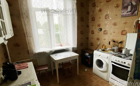 Продажа 1-комн квартиры на вторичном рынке Ярцевская ул,  д. 4