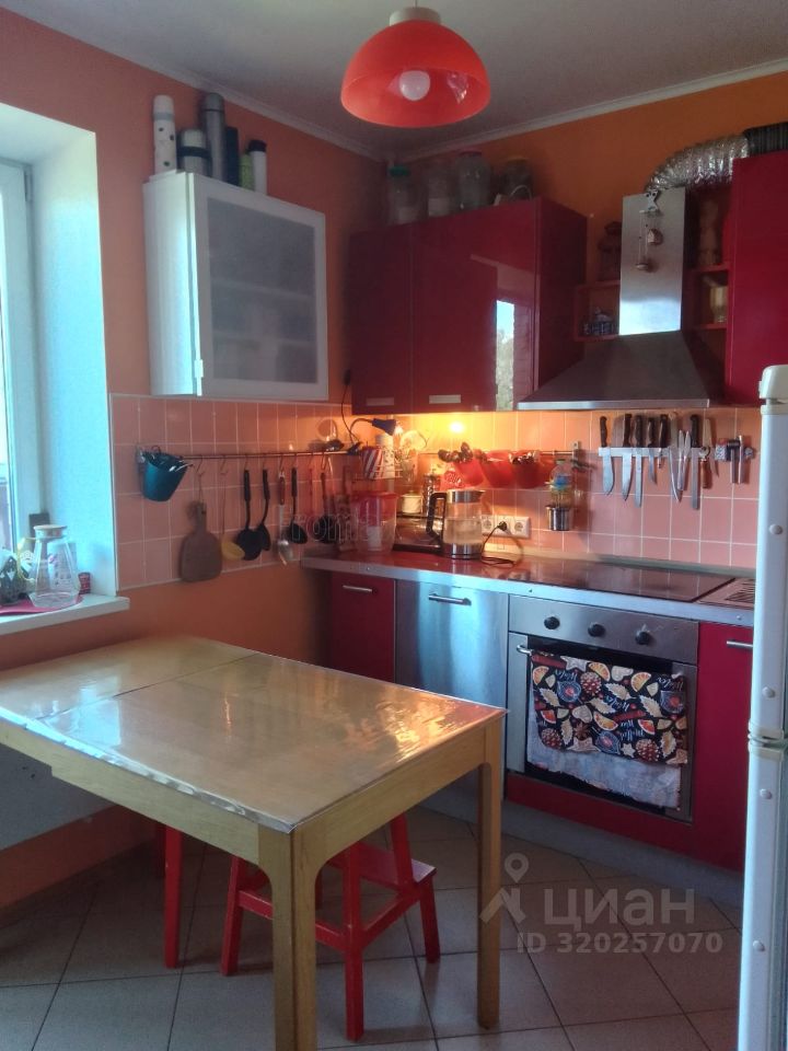 Продажа 3-комн квартиры на вторичном рынке Пушкино, Лесная улица, 69к1