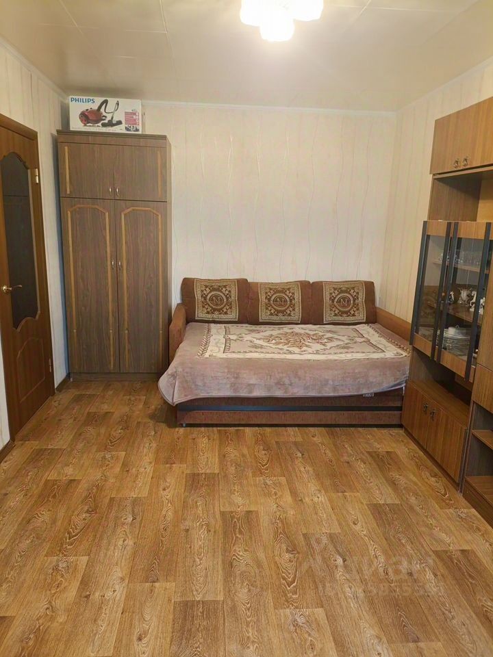 Продажа 1-комн квартиры на вторичном рынке Колпино, Заводской проспект, 48