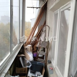 Продажа 3-комн квартиры на вторичном рынке ул Молостовых,  д. 15,  к. 3