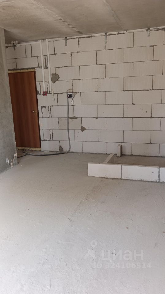 Продажа 1-комн квартиры на вторичном рынке Лобня, Кольцевая улица,  д. 12