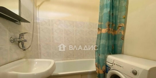 2-комн квартира ул Герасима Курина,  д. 16