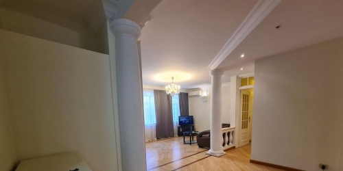 3-комн квартира Сеченовский переулок,  д. 9