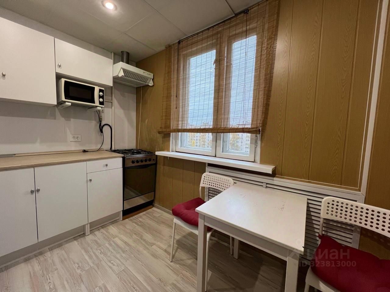 Продажа 2-комн квартиры на вторичном рынке Колпино, бульвар Трудящихся, 8